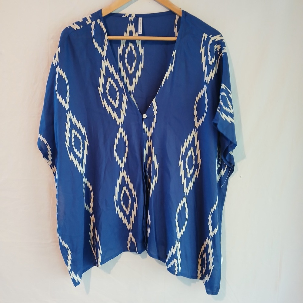 Passports Summer‎ One Button Top Size Small Will Fit Med/Lg Royal Blue White